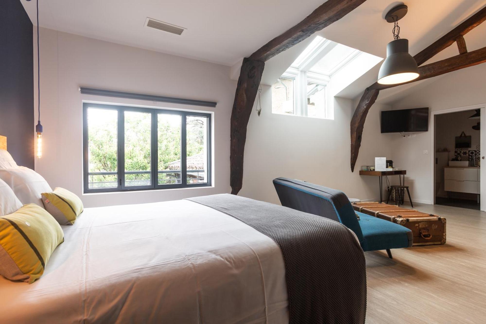 B&B La Maison De Julia Альби Экстерьер фото