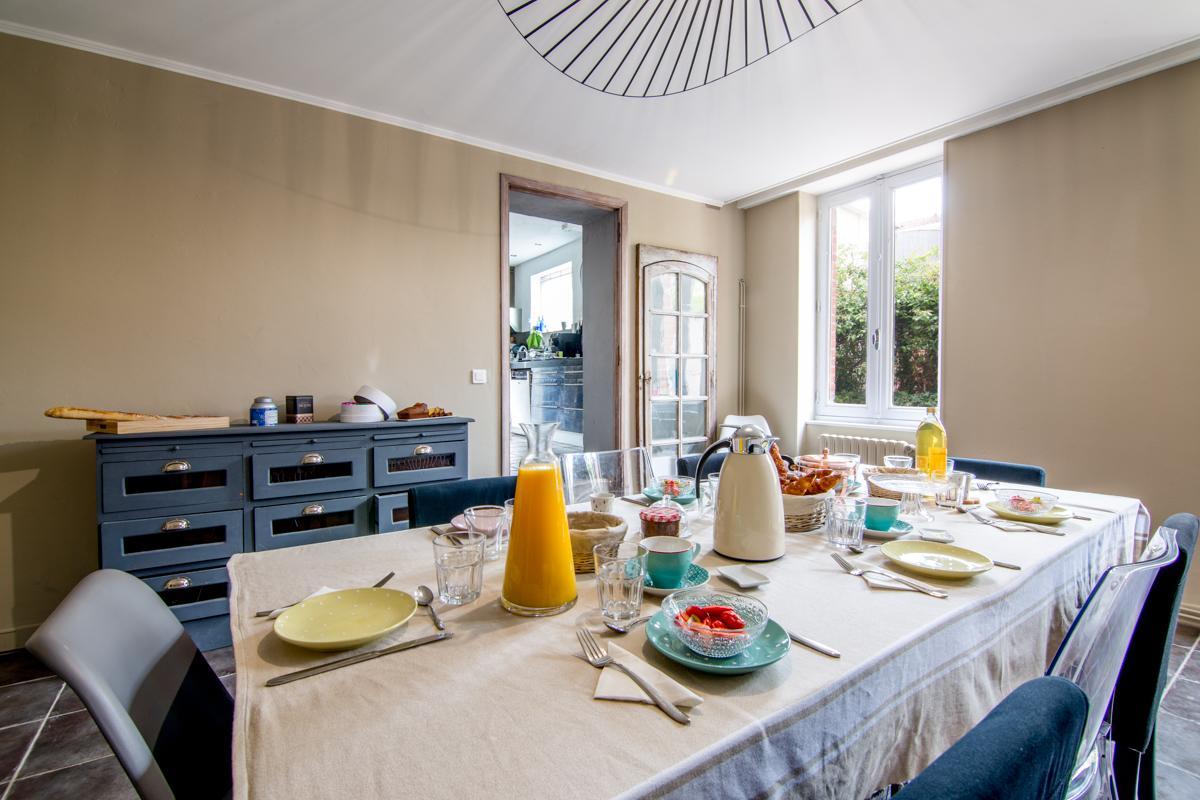B&B La Maison De Julia Альби Экстерьер фото